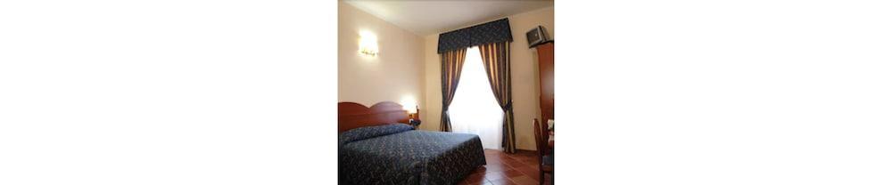 Hotel Maryelen 2 Roma Ngoại thất bức ảnh